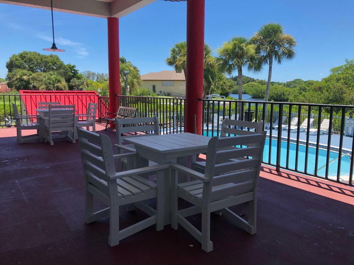 Sun Coast Inn Englewood Esterno foto
