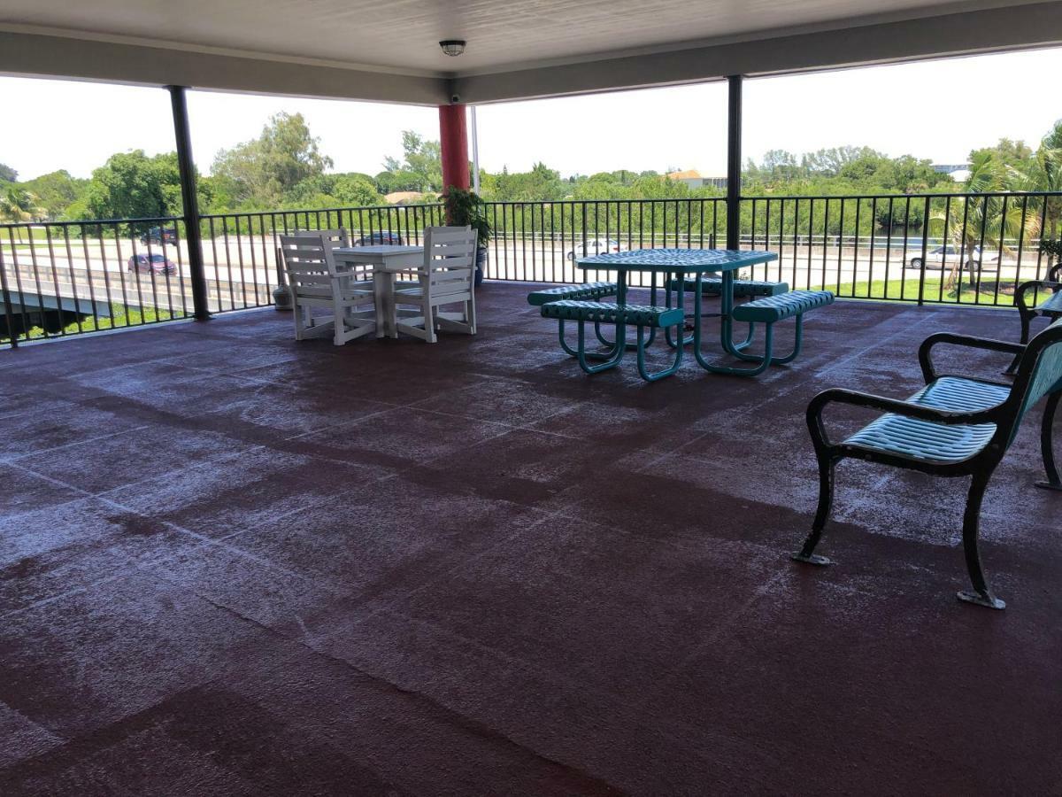 Sun Coast Inn Englewood Esterno foto